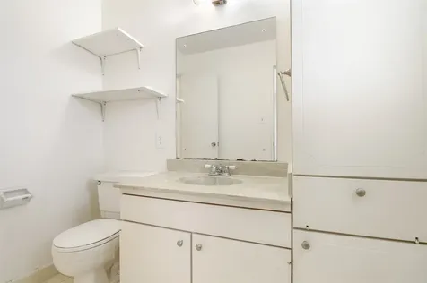 6332 Chevy Chase Drive 16 Houston TX 77057