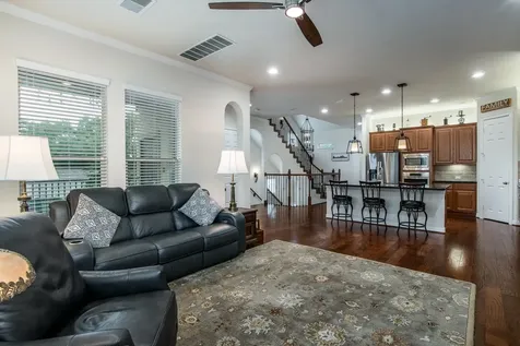 10602 Enclave Shadows Court Houston TX 77043