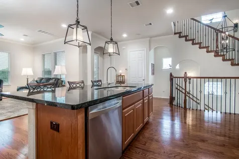 10602 Enclave Shadows Court Houston TX 77043