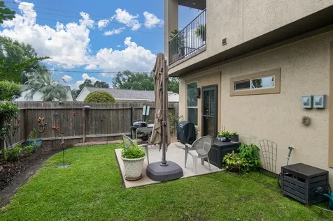 10602 Enclave Shadows Court Houston TX 77043