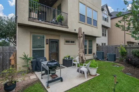 10602 Enclave Shadows Court Houston TX 77043