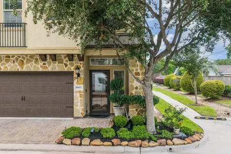 10602 Enclave Shadows Court Houston TX 77043