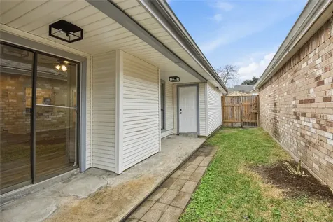3517 Meadway Drive Houston TX 77082