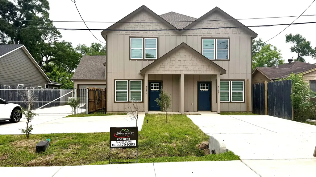 7034 Smilax Street B Houston TX 77088