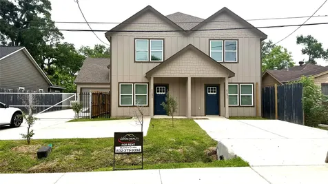 7034 Smilax Street B Houston TX 77088