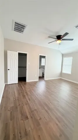 7034 Smilax Street B Houston TX 77088