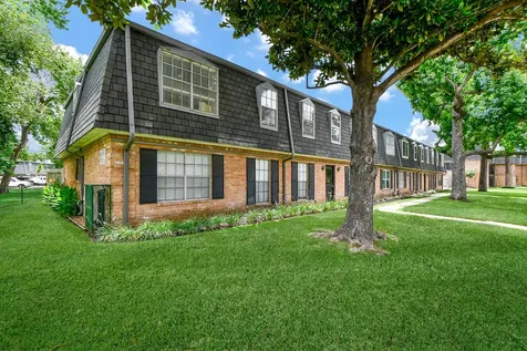 9001 Gaylord Street 4 Houston TX 77024
