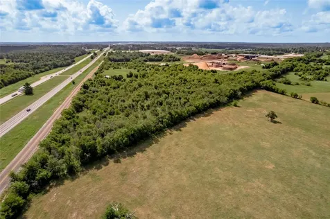 969 Interstate 45 N Feeder Road Huntsville TX 77320