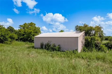 969 Interstate 45 N Feeder Road Huntsville TX 77320