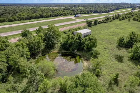 969 Interstate 45 N Feeder Road Huntsville TX 77320