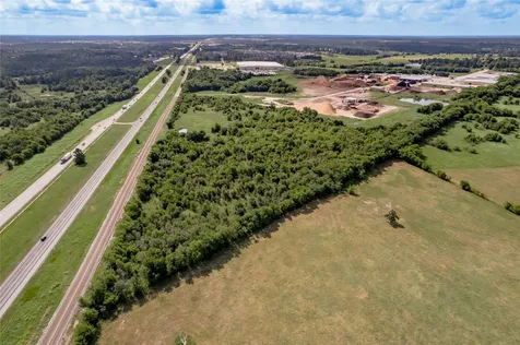 969 Interstate 45 N Feeder Road Huntsville TX 77320