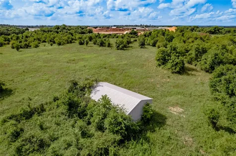 969 Interstate 45 N Feeder Road Huntsville TX 77320