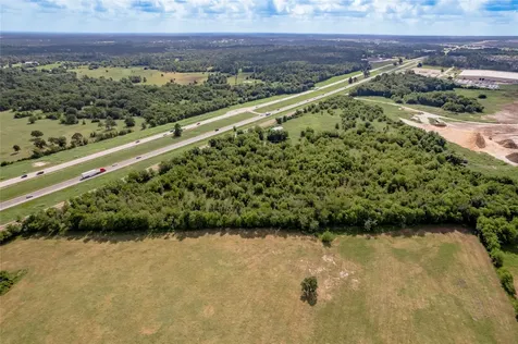 969 Interstate 45 N Feeder Road Huntsville TX 77320