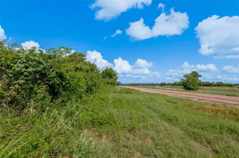 969 Interstate 45 N Feeder Road Huntsville TX 77320