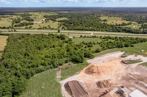 969 Interstate 45 N Feeder Road Huntsville TX 77320