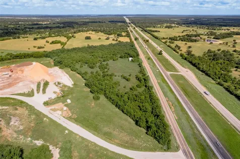 969 Interstate 45 N Feeder Road Huntsville TX 77320