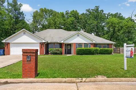 286 Hunters Glen Drive Hudson TX 75904