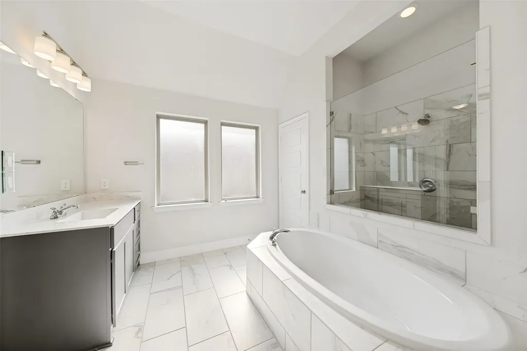 12314 Fort Travis San Antonio TX 78245