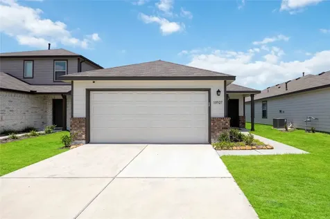10527 Meadow Saffron Drive Houston TX 77016