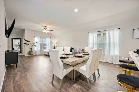 10527 Meadow Saffron Drive Houston TX 77016