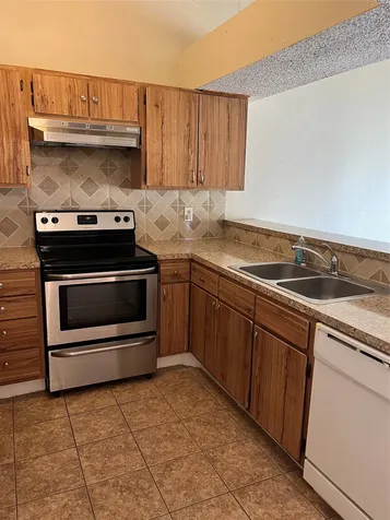 13037 Leader Street Houston TX 77072