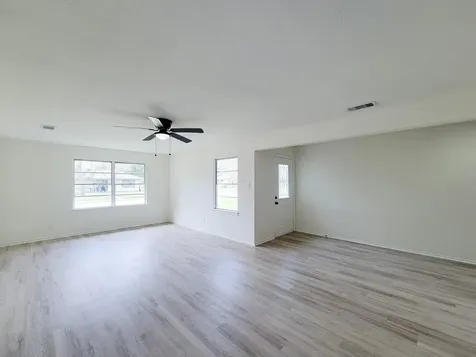 301 Cypress Street Lake Jackson TX 77566