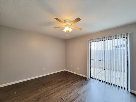 6401 Deihl Road 307 Houston TX 77092