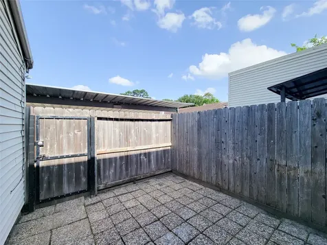 6401 Deihl Road 307 Houston TX 77092
