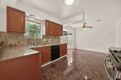 10730 Sagewind Drive Houston TX 77089
