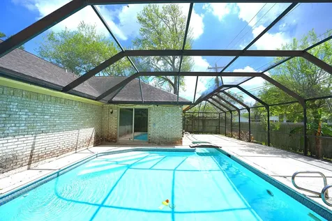 209 Dogwood Street Lake Jackson TX 77566