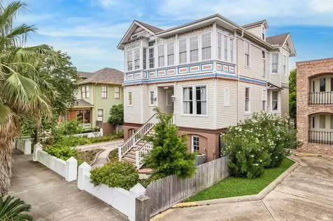 1818 Broadway Street Galveston TX 77550