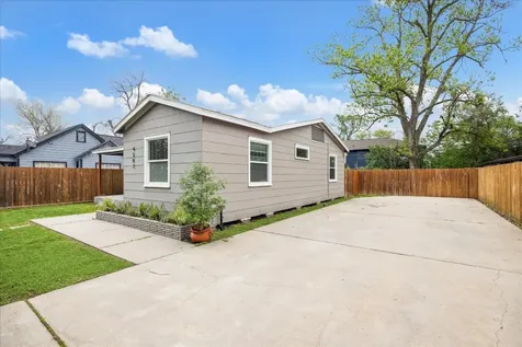 4502 Hain Street Houston TX 77009