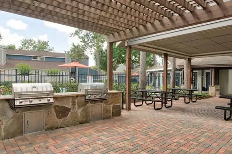 11800 Grant Road 1708 Cypress TX 77429