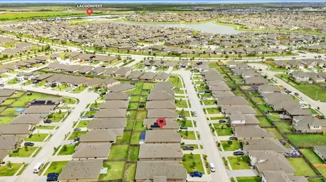 13301 Lago Acero Lane La Marque TX 77568