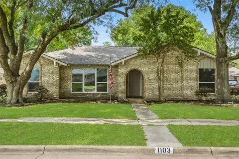 1103 Baymeadow Drive Houston TX 77062