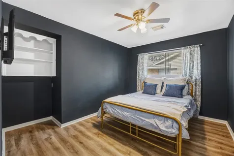 1103 Baymeadow Drive Houston TX 77062