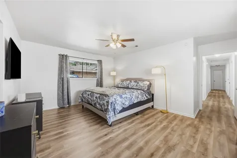 1103 Baymeadow Drive Houston TX 77062