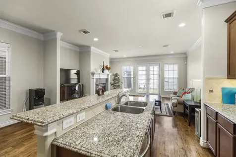 821 W 26th Street Houston TX 77008