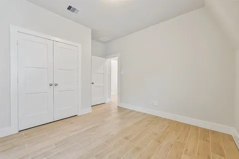 225 Magnolia Laurel Drive Alvin TX 77511
