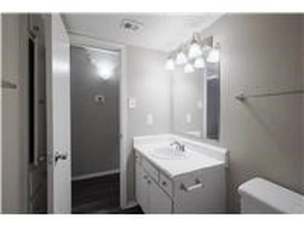 8100 N N Mopac Expressway 01-205 Austin TX 78759