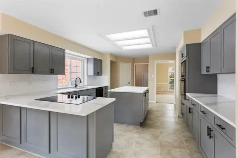 2207 Troon Drive League City TX 77573