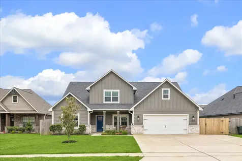 111 Creekside Lane Lake Jackson TX 77566
