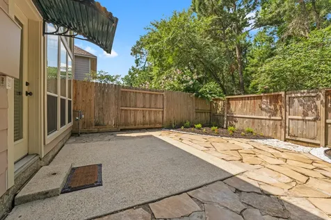 31 W Greenhill Terrace Place The Woodlands TX 77382