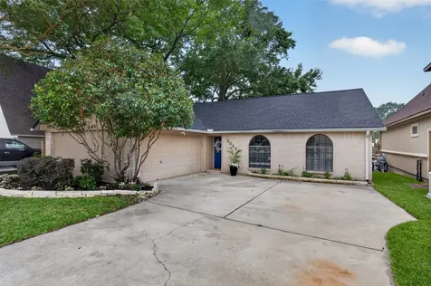 5046 Pleasure Lake Drive Willis TX 77318