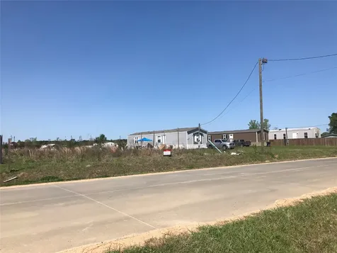 248 Road 5043 Cleveland TX 77327