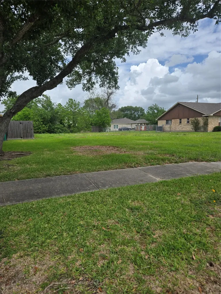 0 Swingle Road Houston TX 77047
