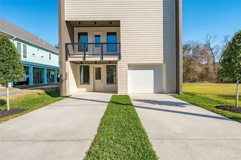 701 Pine Road Clear Lake Shores TX 77565