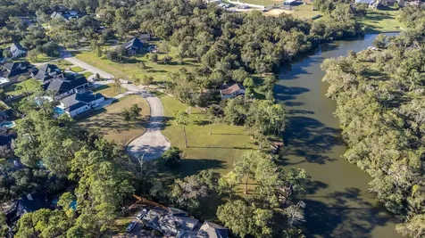 30 Ellis Road League City TX 77573