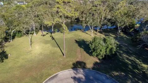 30 Ellis Road League City TX 77573