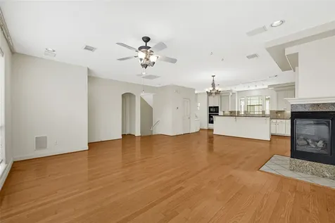 2414 Calumet Street B Houston TX 77004